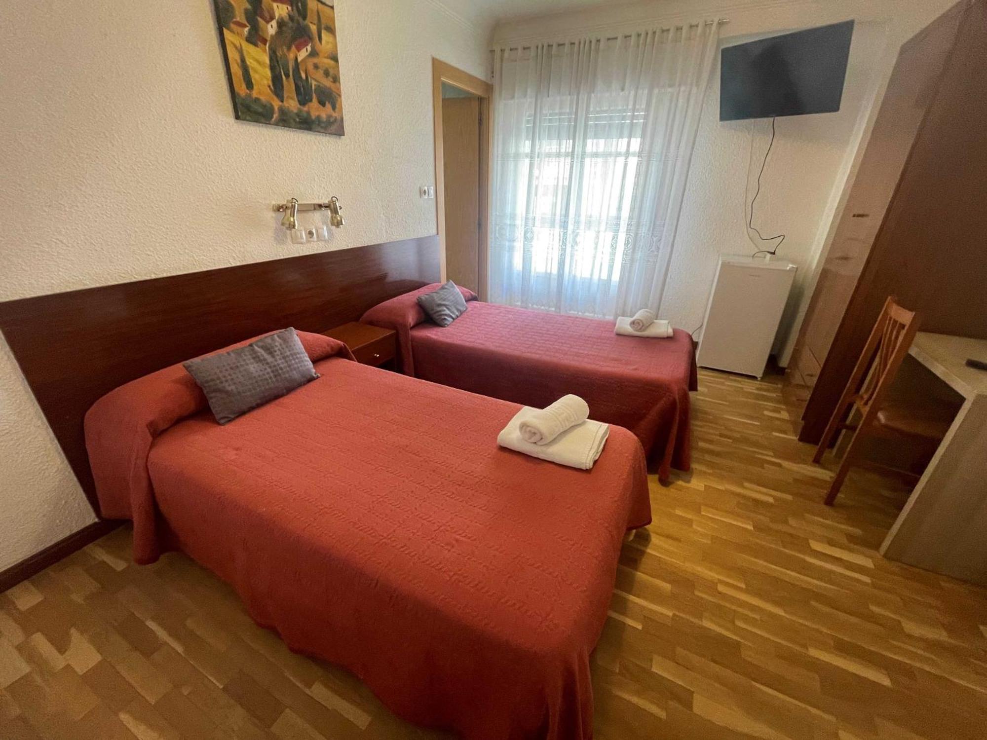 Hostal Cumbre Zaragoza Exteriér fotografie