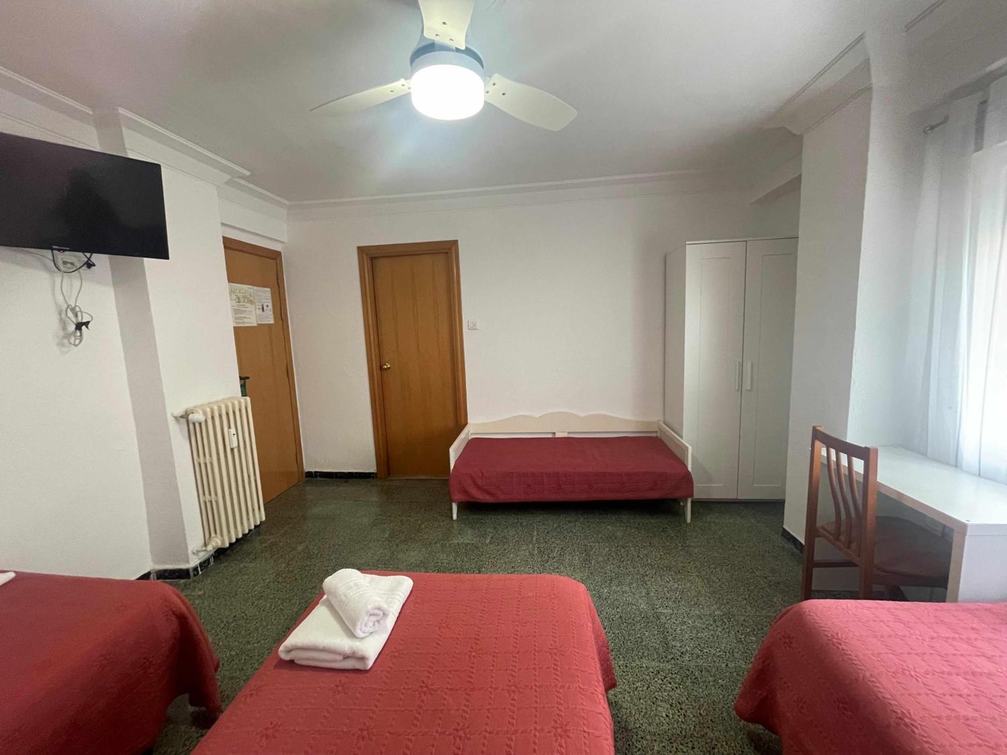 Hostal Cumbre Zaragoza Exteriér fotografie