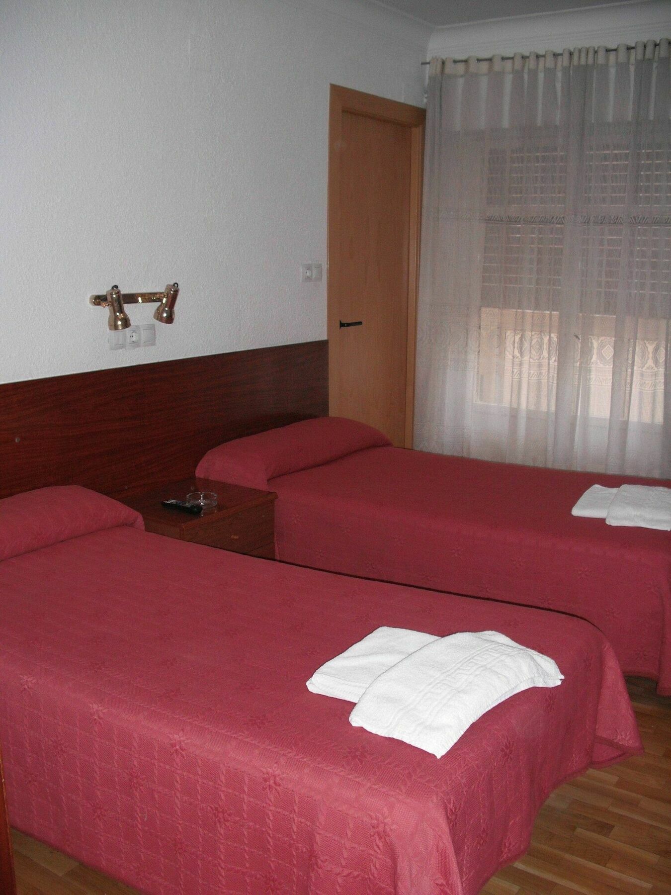 Hostal Cumbre Zaragoza Exteriér fotografie
