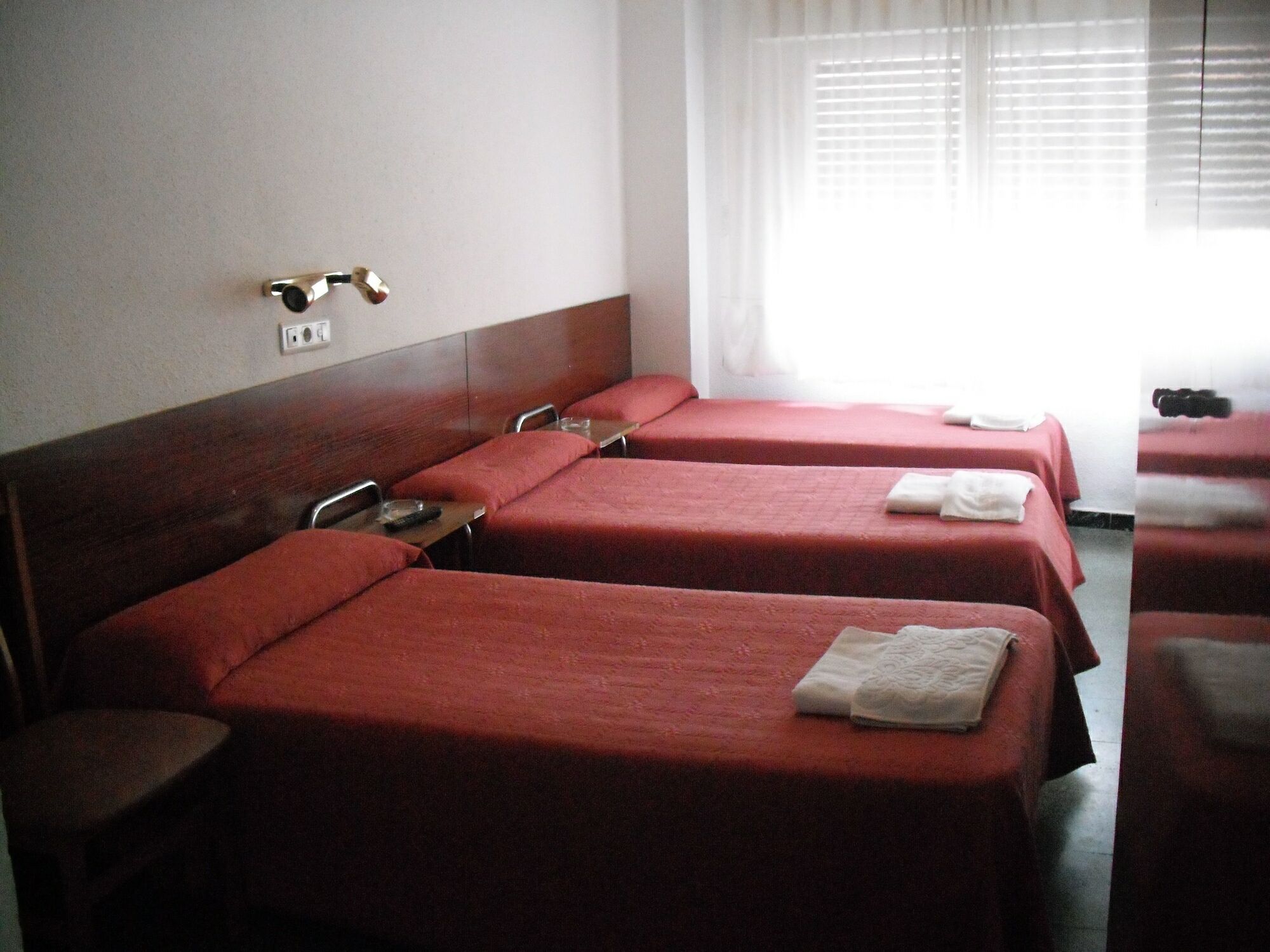 Hostal Cumbre Zaragoza Exteriér fotografie